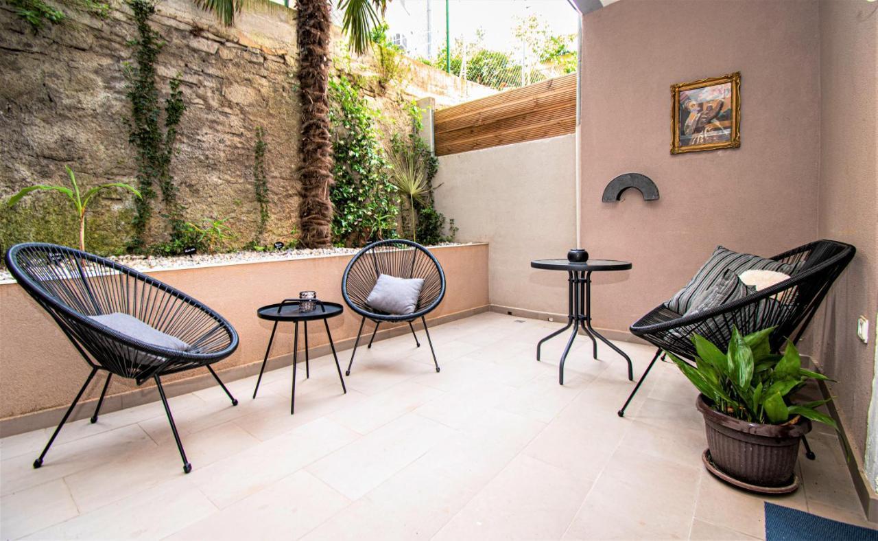 Appartement Nina Colosseum à Pula Extérieur photo